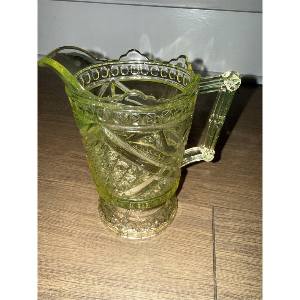 Uranium Vaseline EAPG Richard’s & Hartley Vaseline Pitcher 6” Late 1800s uranium - Picture 6 of 12